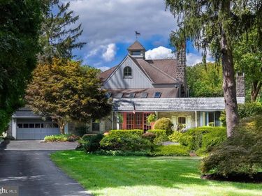 220 RADNOR CHESTER ROAD, VILLANOVA, PA 19085