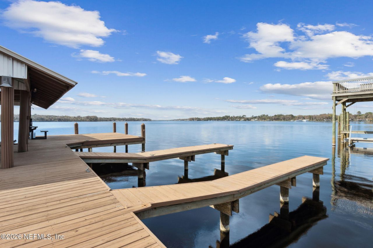 208 Lake George Point Drive, Georgetown, FL 32139 Photo