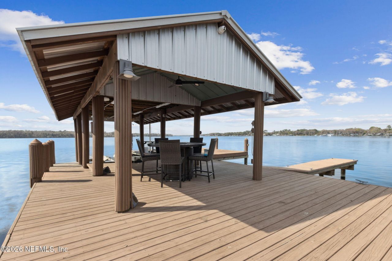 208 Lake George Point Drive, Georgetown, FL 32139 Photo