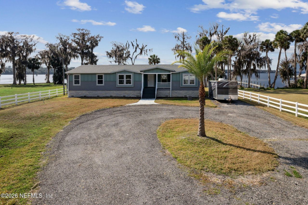 208 Lake George Point Drive, Georgetown, FL 32139 Photo