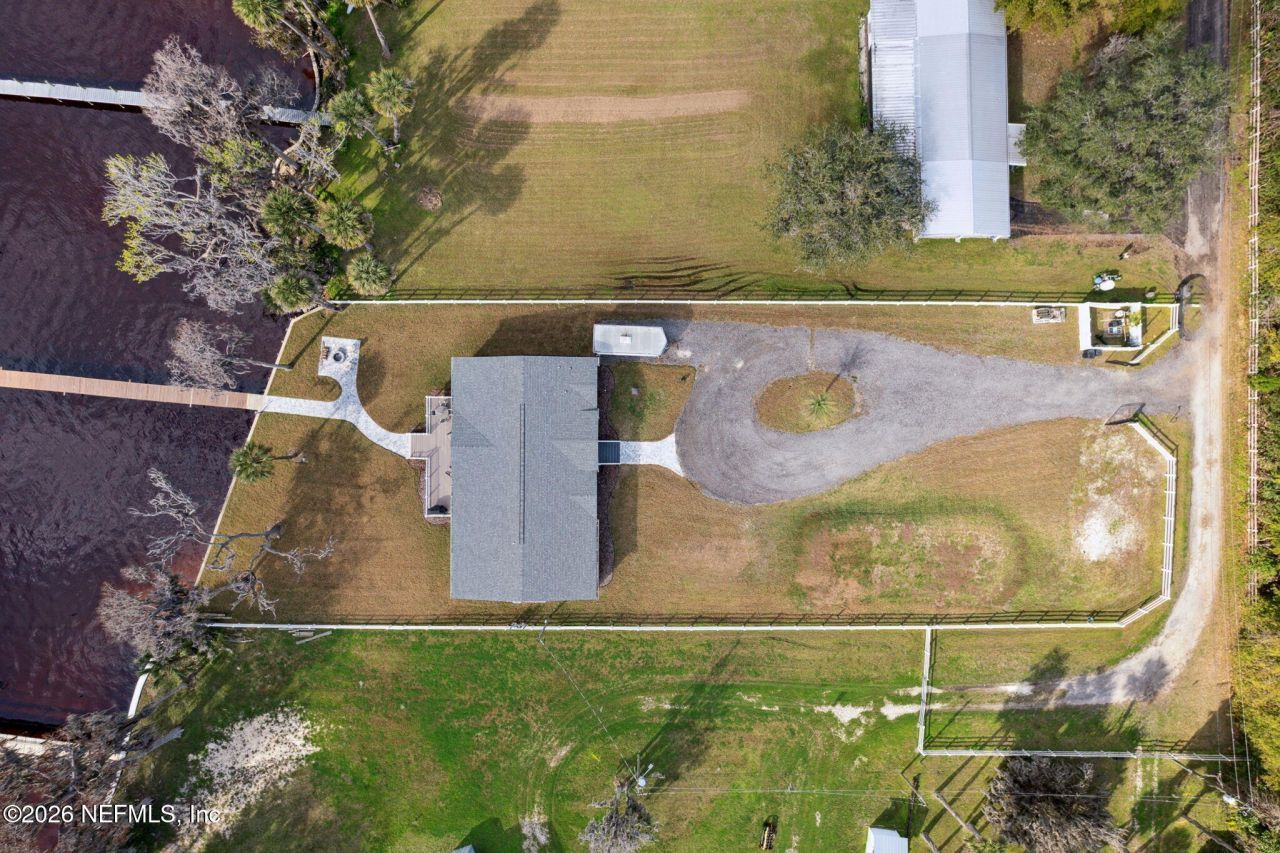 208 Lake George Point Drive, Georgetown, FL 32139 Photo