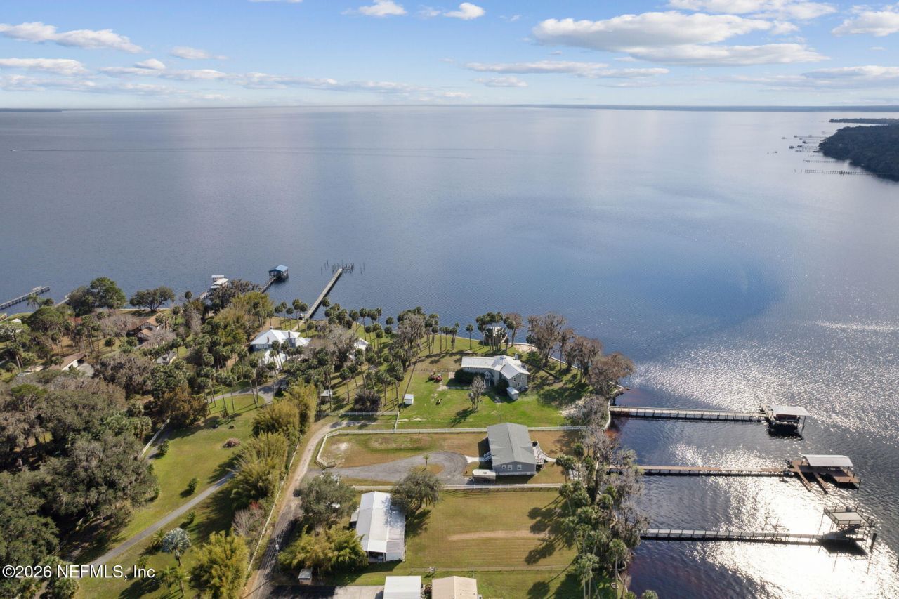 208 Lake George Point Drive, Georgetown, FL 32139 Photo