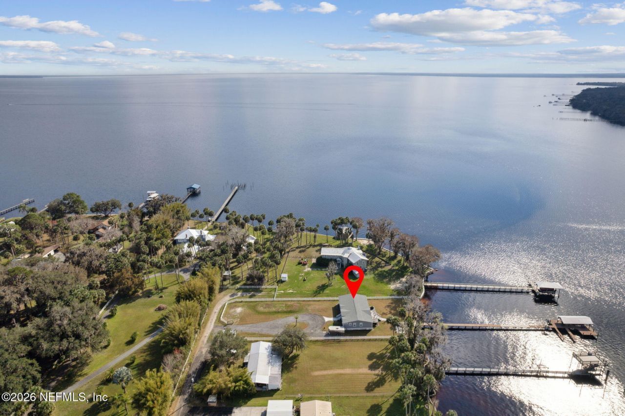 208 Lake George Point Drive, Georgetown, FL 32139 Photo