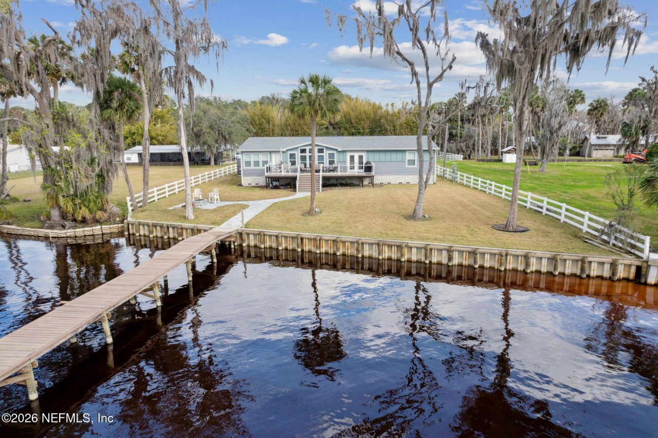 208 Lake George Point Drive, Georgetown, FL 32139 Photo