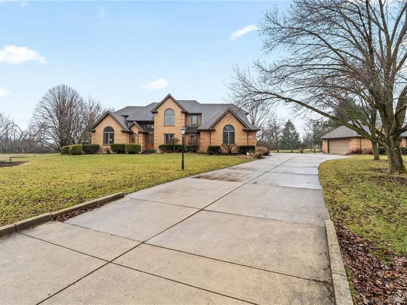 5700 Swan Drive, Clayton, OH 45315 Photo 1