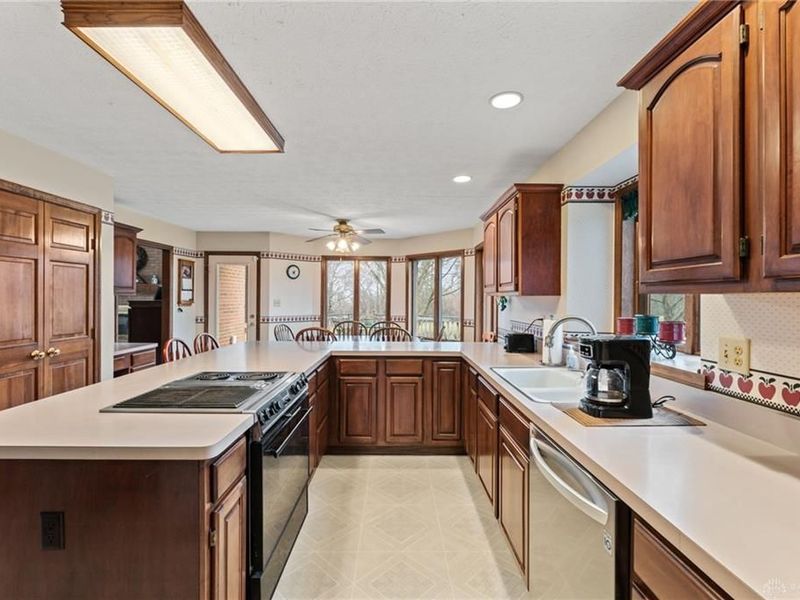 5700 Swan Drive, Clayton, OH 45315 Photo 20