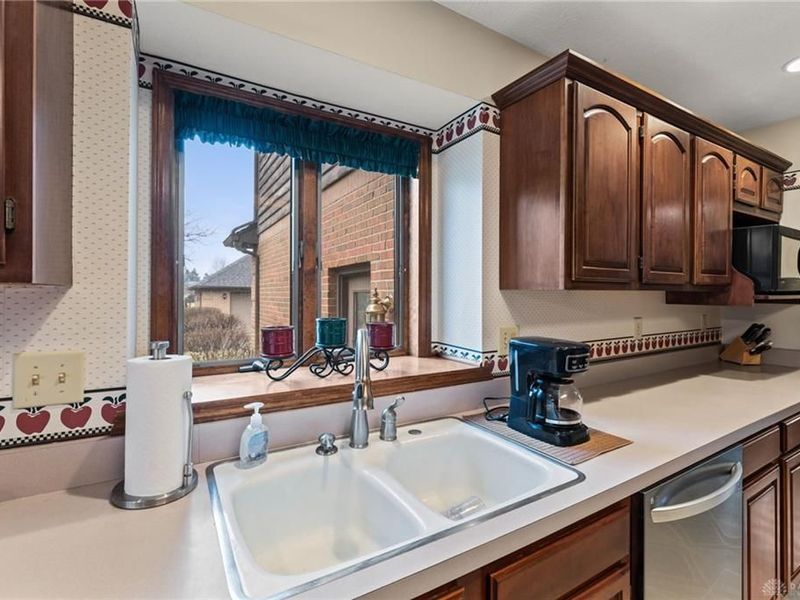 5700 Swan Drive, Clayton, OH 45315 Photo 23