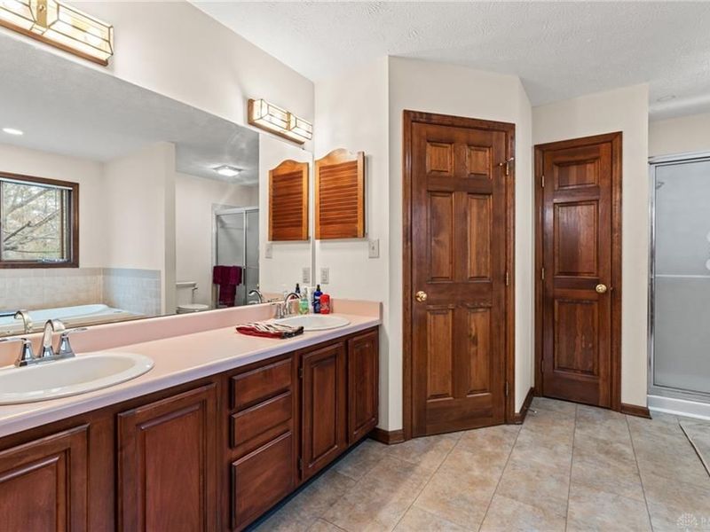 5700 Swan Drive, Clayton, OH 45315 Photo 30