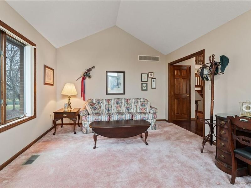 5700 Swan Drive, Clayton, OH 45315 Photo 8