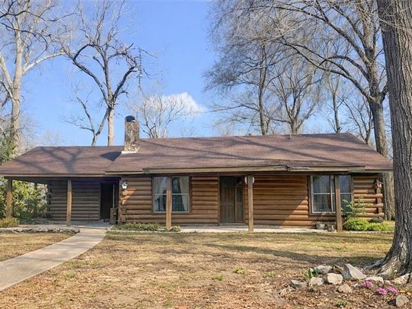 671 PASSMAN Road, Jonesville, LA 71343