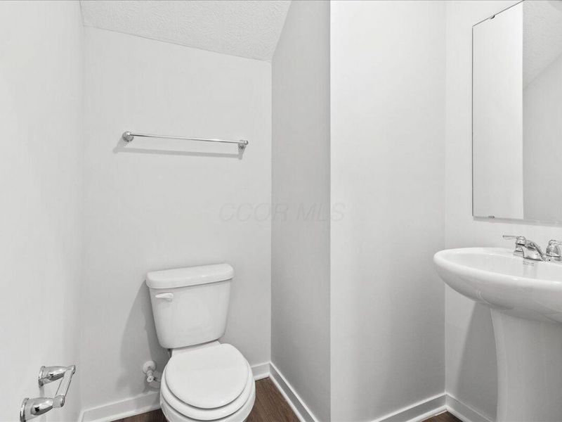 1489 Jarry Avenue , Columbus, OH 43228 Photo 10