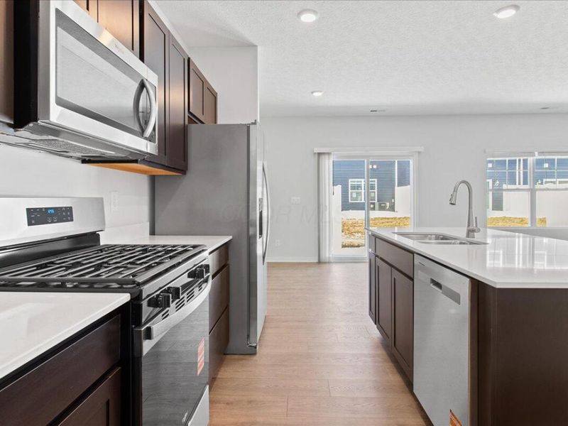 1489 Jarry Avenue , Columbus, OH 43228 Photo 7