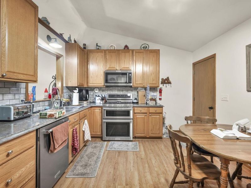 4801 Cypress Grove Court, Groveport, OH 43125 Photo 11