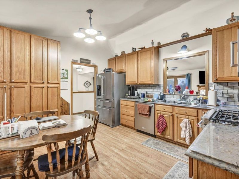 4801 Cypress Grove Court, Groveport, OH 43125 Photo 13