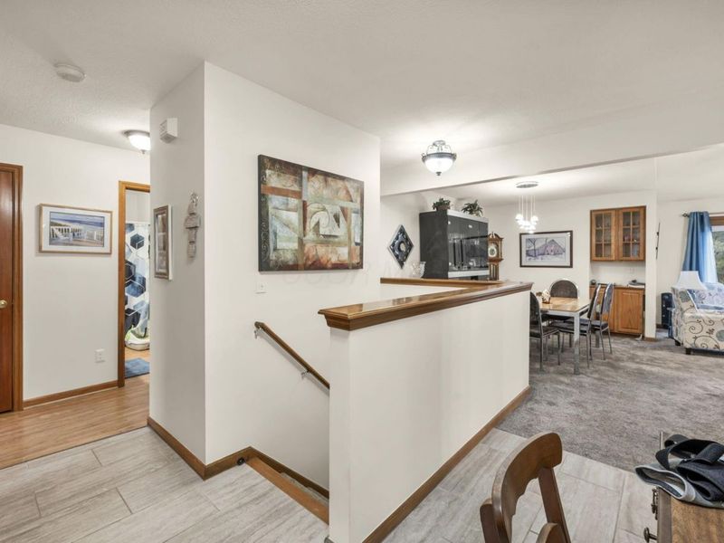 4801 Cypress Grove Court, Groveport, OH 43125 Photo 5