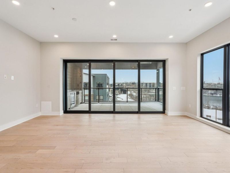 2842 Gunnison Drive , Unit 303, Columbus, OH 43228 Photo 13