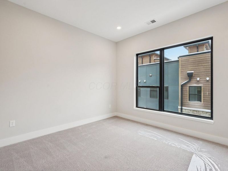 2842 Gunnison Drive , Unit 303, Columbus, OH 43228 Photo 20