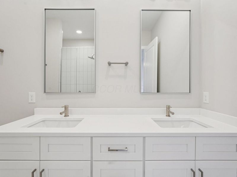 2842 Gunnison Drive , Unit 303, Columbus, OH 43228 Photo 25