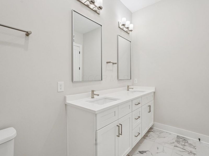 2842 Gunnison Drive , Unit 303, Columbus, OH 43228 Photo 25