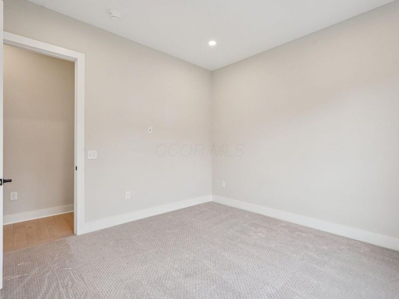 2842 Gunnison Drive , Unit 303, Columbus, OH 43228 Photo 33