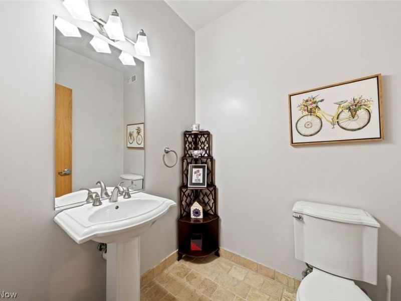 701 W Lakeside Avenue , Unit 803, Cleveland, OH 44113 Photo 34