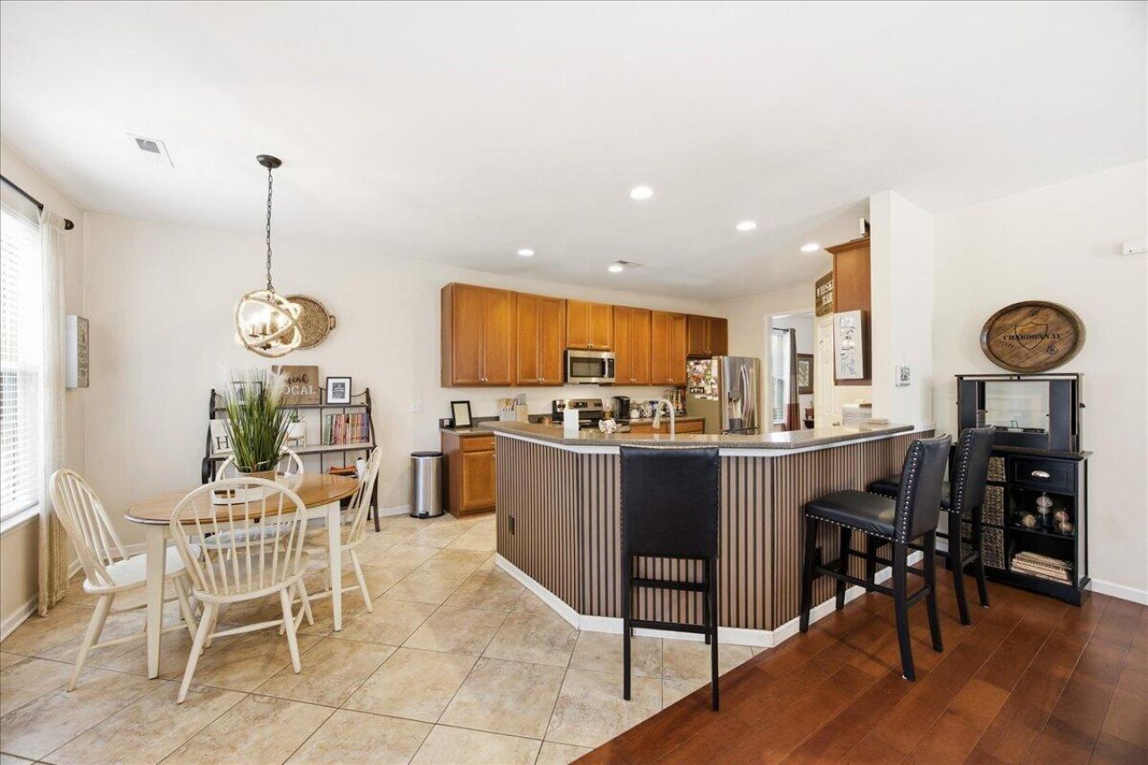 293 Chemistry Circle Photo 5