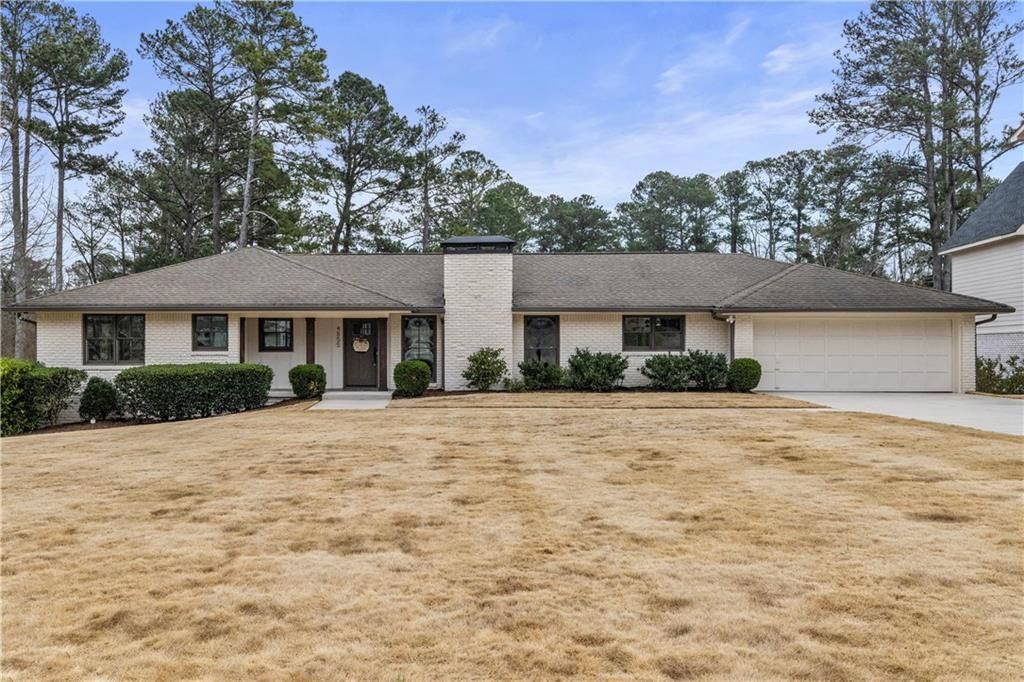 4855 Lansbury Drive, Atlanta, GA 30342 Main Photo