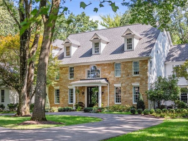 904 Champlain Place , Gibsonia, PA 15044