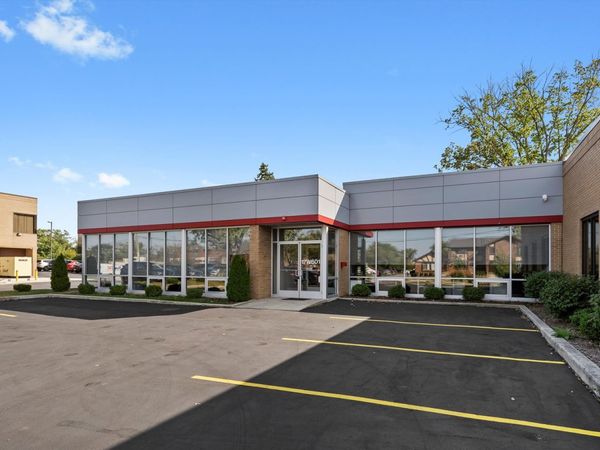 17W601 14th Street , Oakbrook Terrace, IL 60181