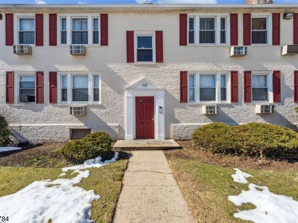 925 E Front St, Plainfield, NJ 07062