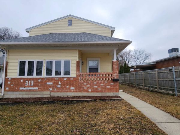 313 S Louisiana Avenue, Mason City, IA 50401