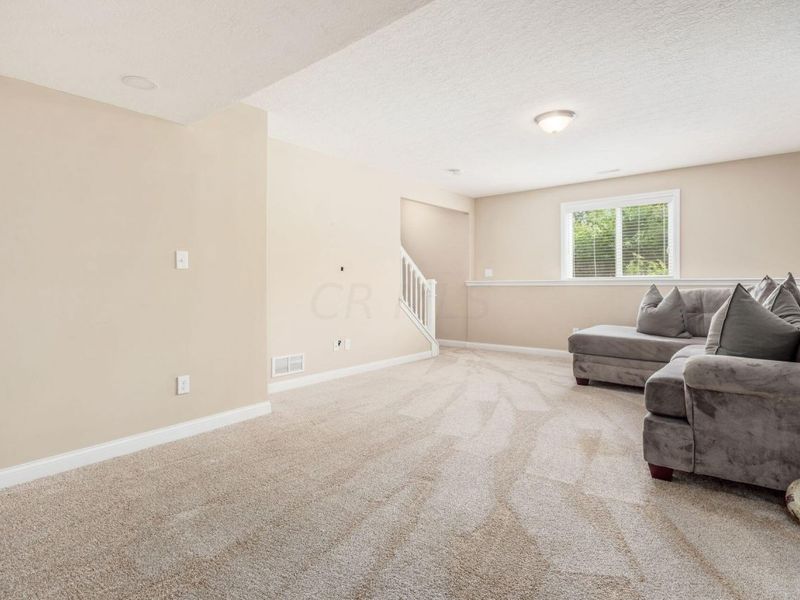 Dublin, OH 43016 Photo 33