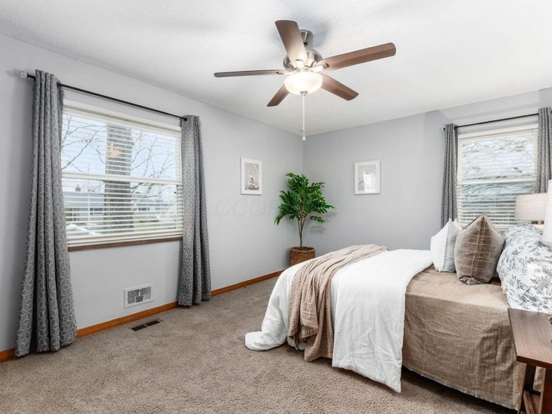 2666 Woodstock Road, Columbus, OH 43221 Photo 17