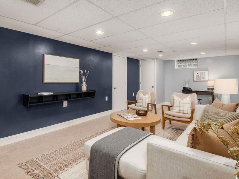 2666 Woodstock Road, Columbus, OH 43221 Photo 24