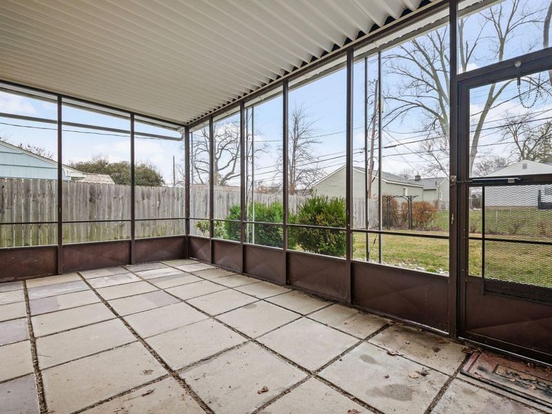 2666 Woodstock Road, Columbus, OH 43221 Photo 31