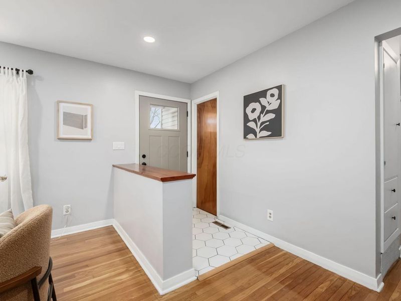 2666 Woodstock Road, Columbus, OH 43221 Photo 5