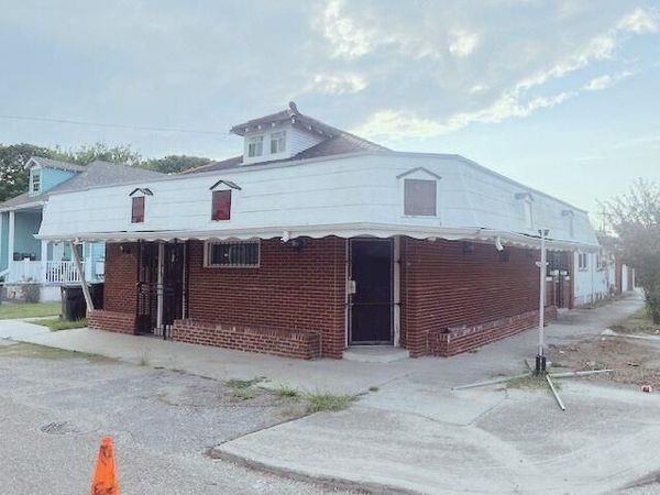 1534 MONROE Street , New Orleans, LA 70118