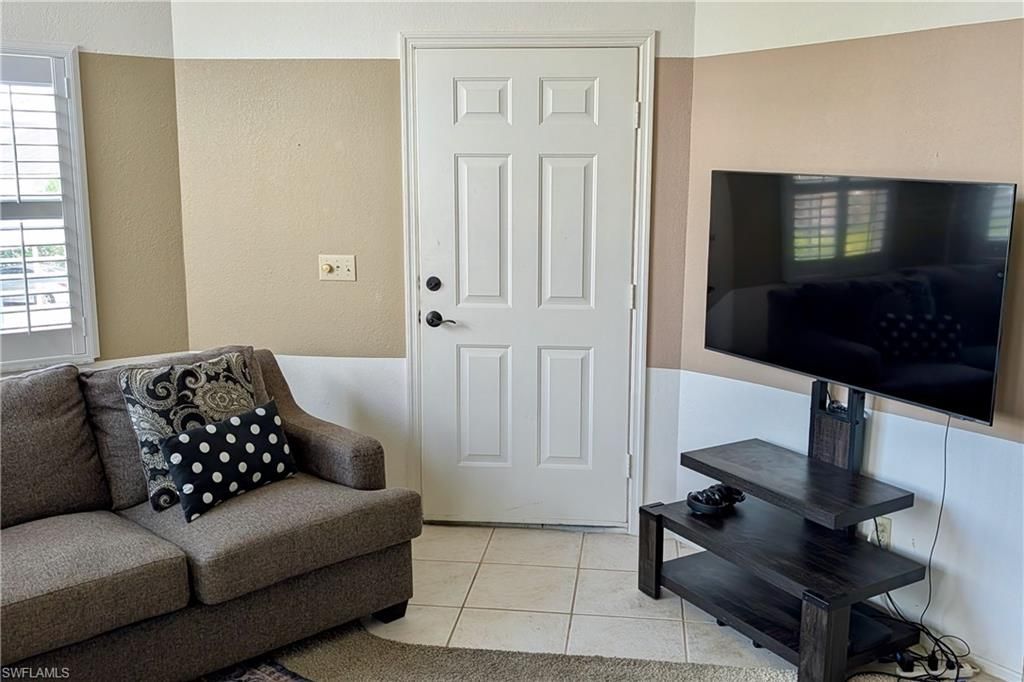 4141 Gunnison Ct, Unit 922, Estero, FL 33928 Photo