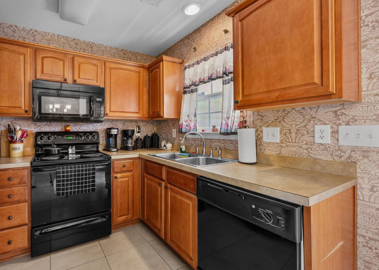 148 Sardis Dr.  Photo 15