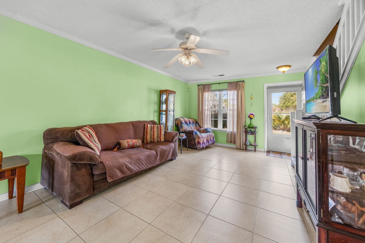 148 Sardis Dr.  Photo 6