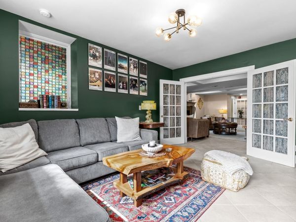 307 Ridgewood Avenue, Unit 4, Minneapolis, MN 55403