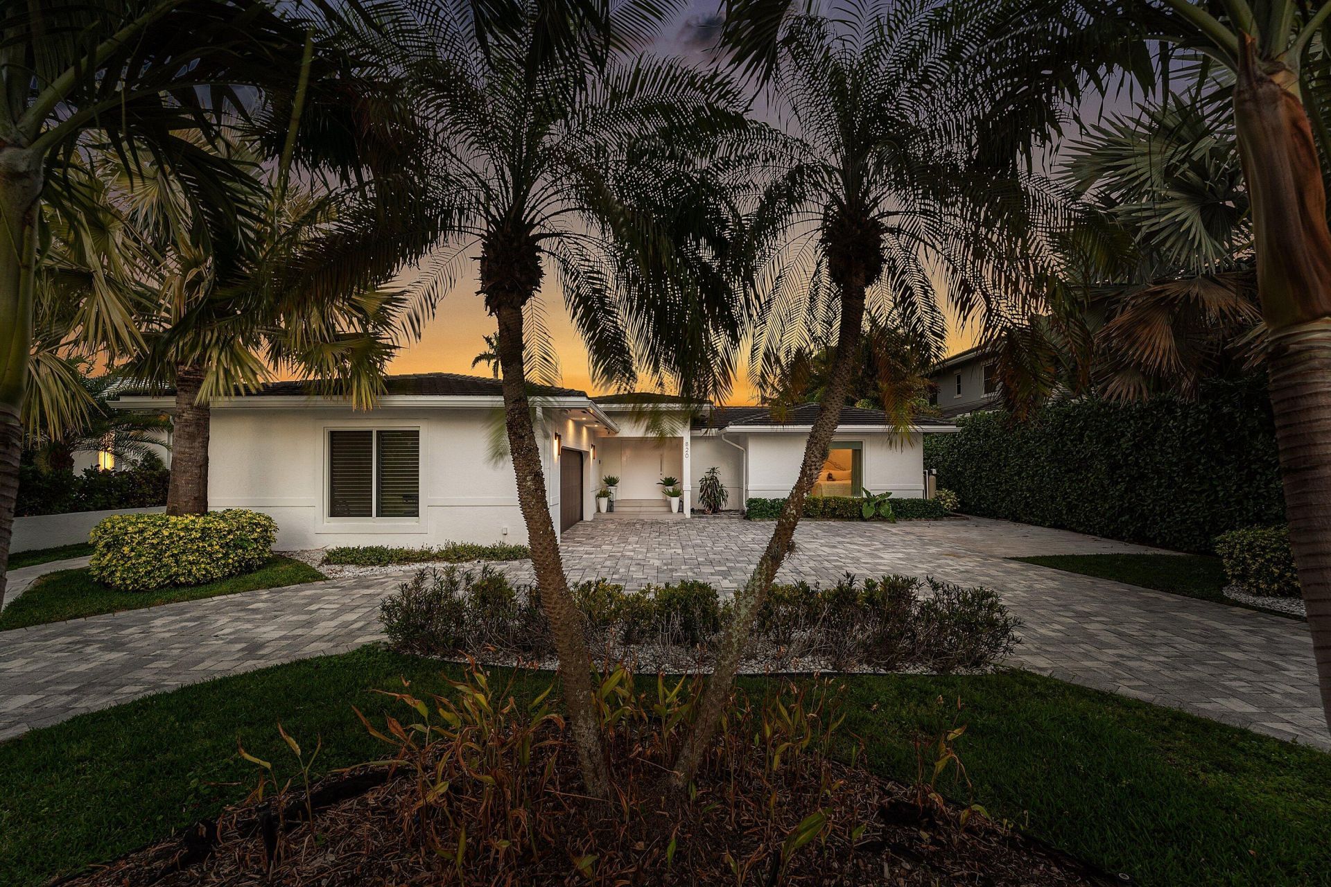 820 N Atlantic Drive, Lantana, FL 33462 Photo