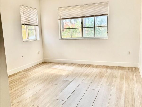 4856 N State Road 7, Pompano Beach, FL 33073