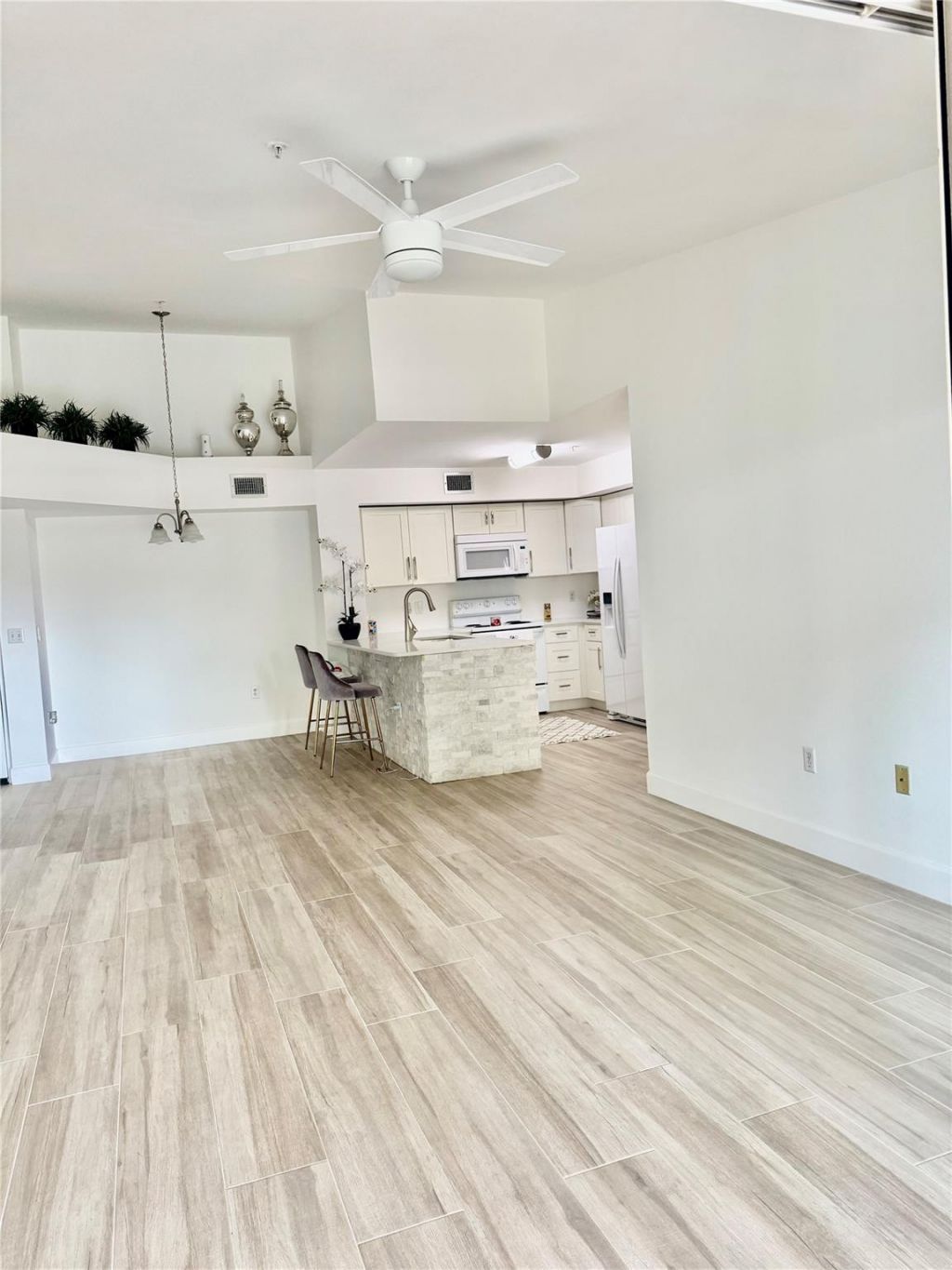 4856 N State Road 7, Pompano Beach, FL 33073 Photo