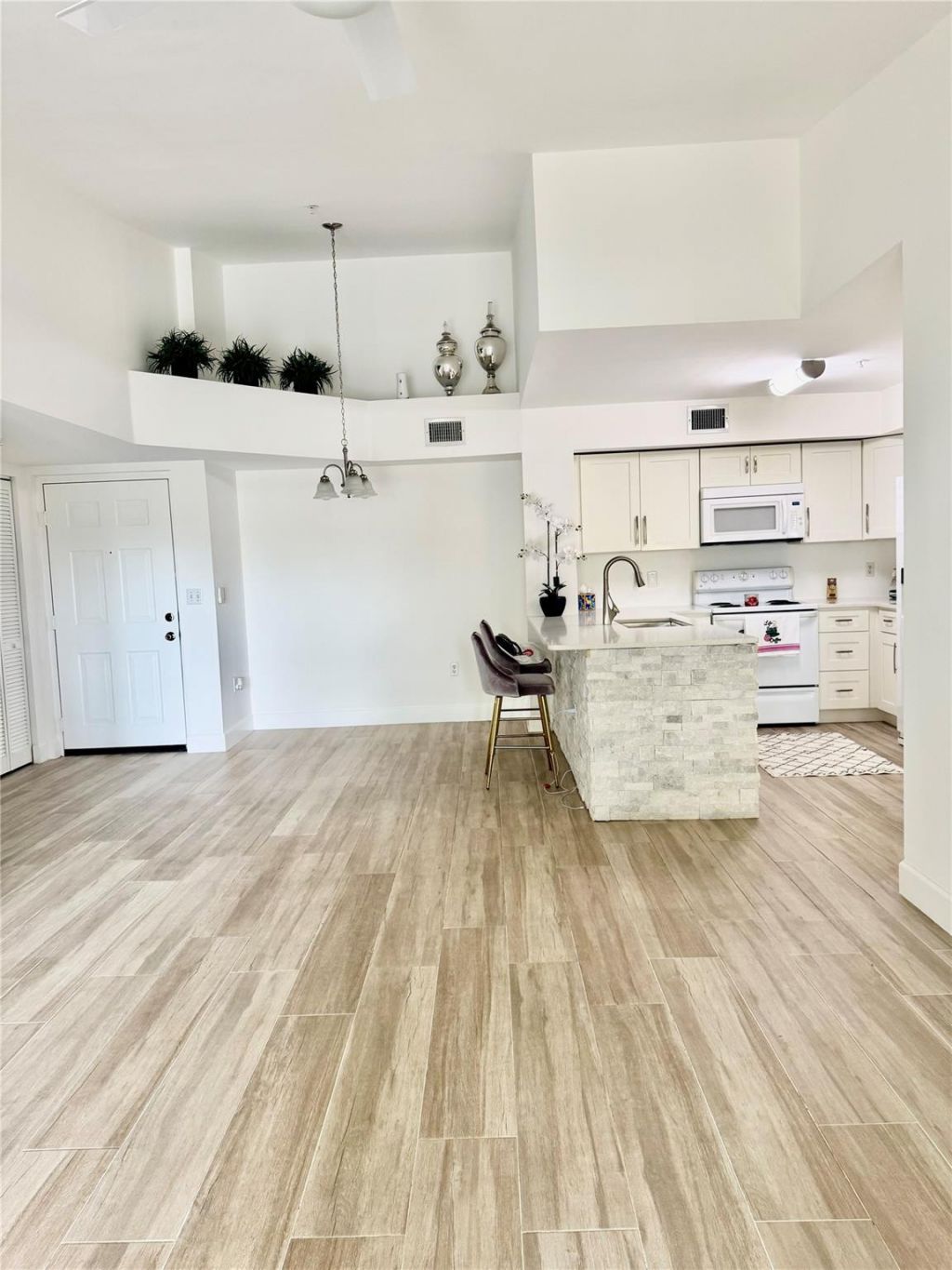 4856 N State Road 7, Pompano Beach, FL 33073 Photo