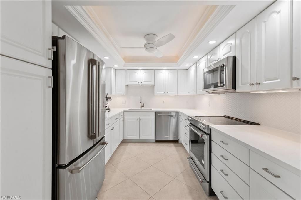 2880 Gulf Shore Blvd N, Unit 410, Naples, FL 34103 Photo