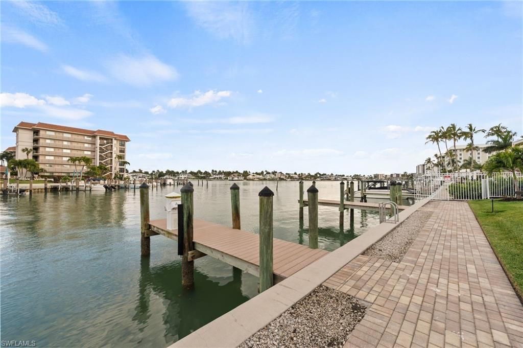 2880 Gulf Shore Blvd N, Unit 410, Naples, FL 34103 Photo