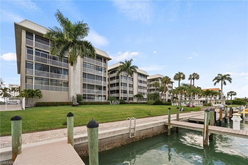 2880 Gulf Shore Blvd N, Unit 410, Naples, FL 34103 Photo