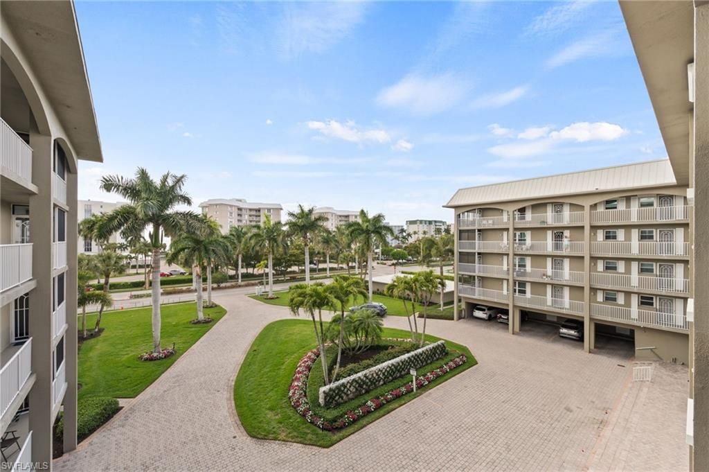 2880 Gulf Shore Blvd N, Unit 410, Naples, FL 34103 Photo