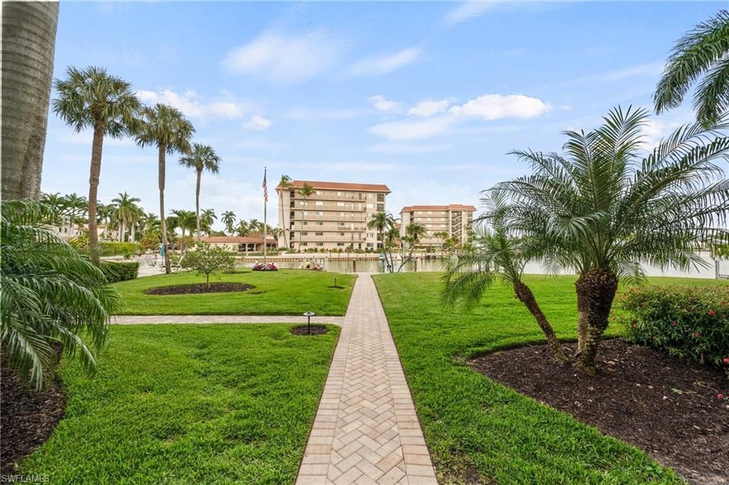 2880 Gulf Shore Blvd N, Unit 410, Naples, FL 34103 Photo
